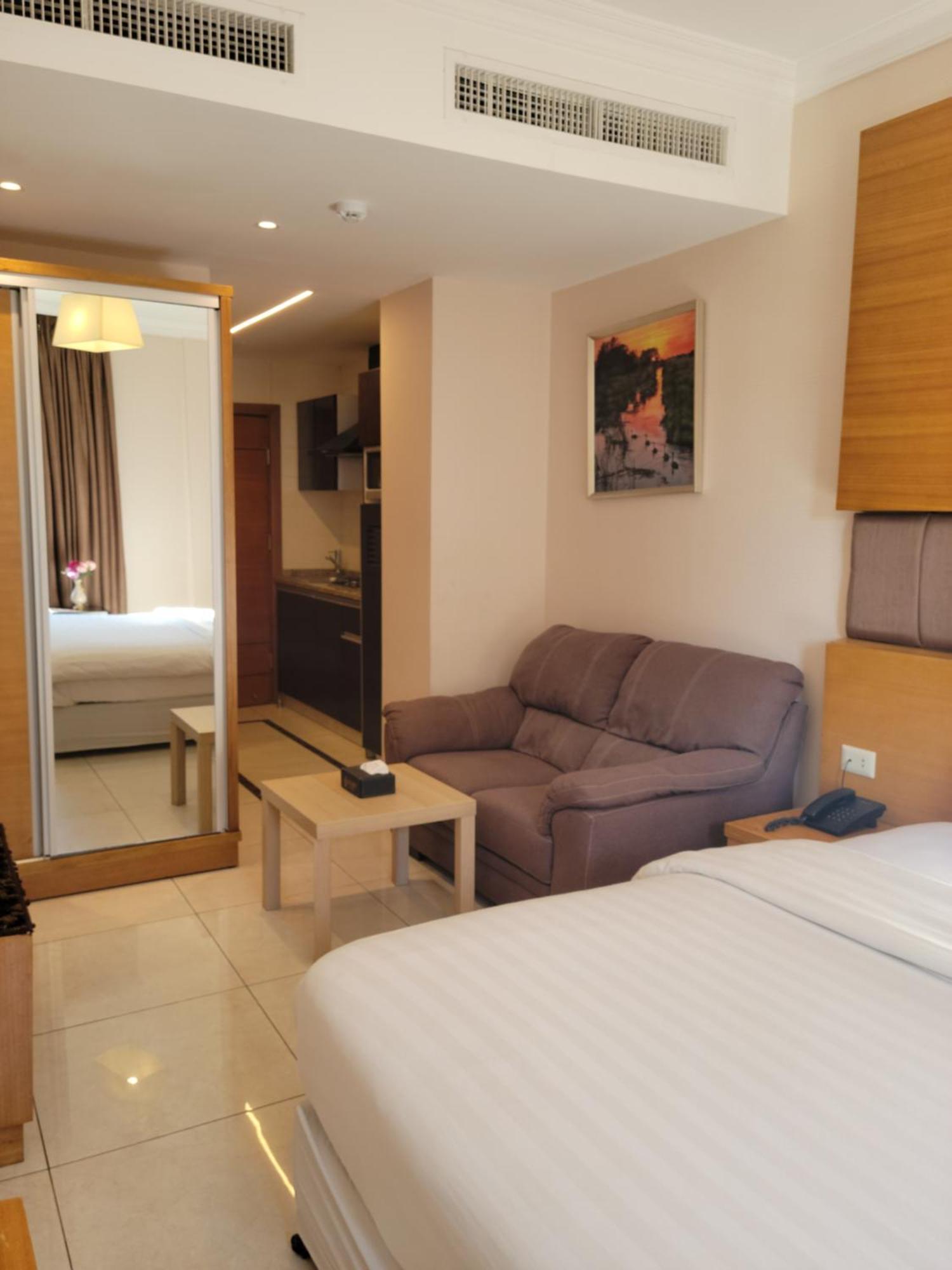 Big Ben Hotel Suites Amman Esterno foto